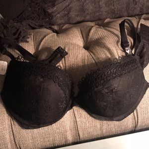 Brand new Victoria secret push up bra